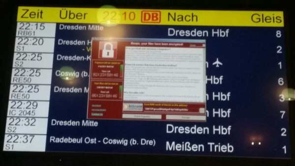 Ransomware WannaCry auf Bahnhofsanzeige